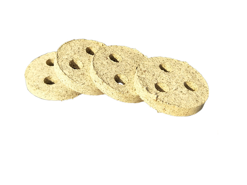 威县圆形三孔艾饼4*0.6CM